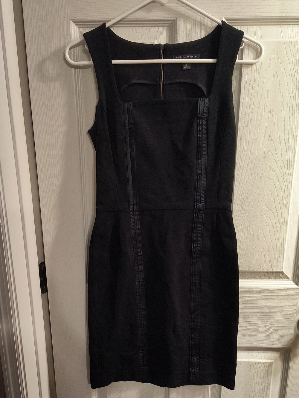 Banana Republic Classy Black Dress, Like New